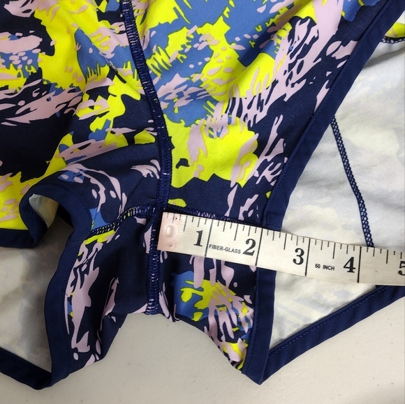 Ivivva Athletic Shorts - Picture 13 of 16